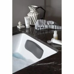 Vanilla Bath Headrest - Black